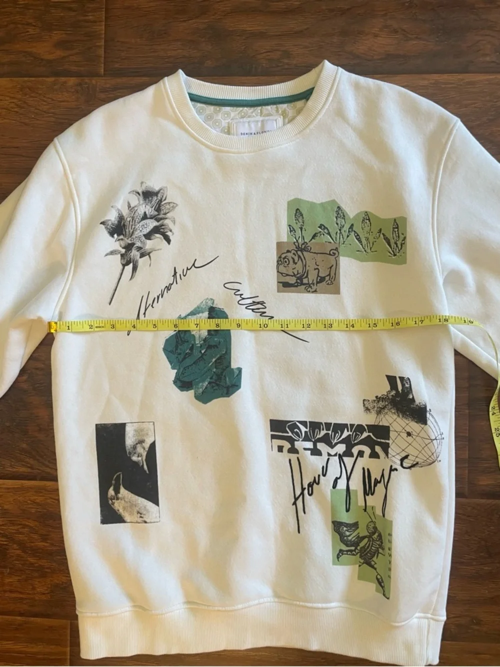 Denim & Flower White Crewneck Sweatshirt with Green Graphic Accents